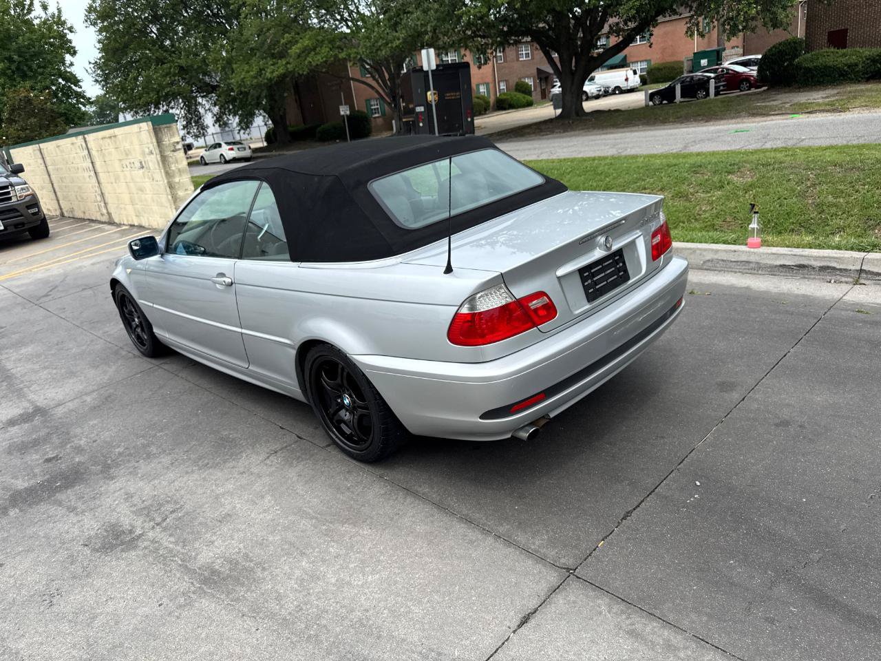 Used 2006 BMW 330Ci Convertible RWD image 16