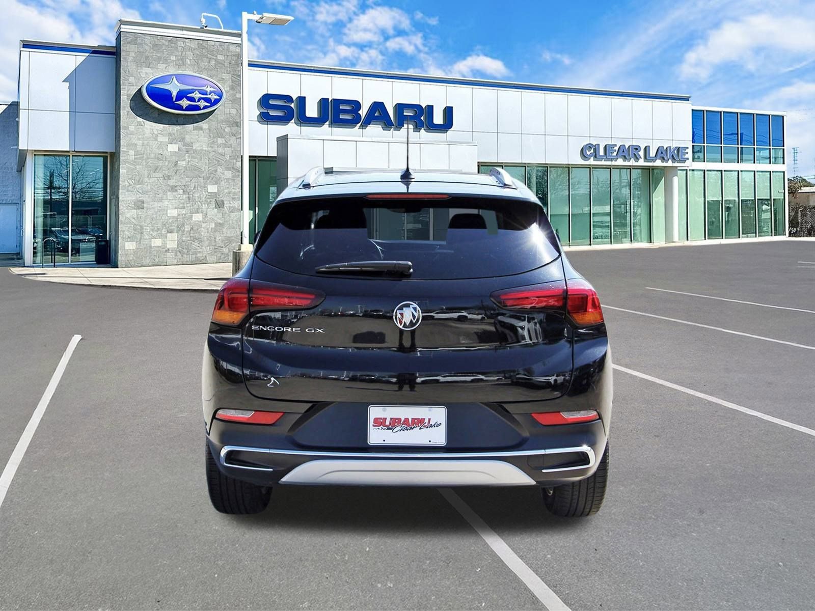 Used 2023 Buick Encore GX Essence w/ Experience Buick Package image 5