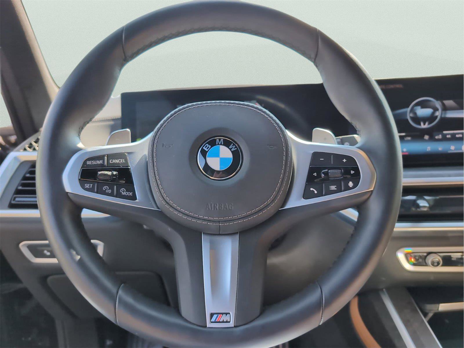 Used 2025 BMW X7 xDrive40i w/ Executive Package image 27