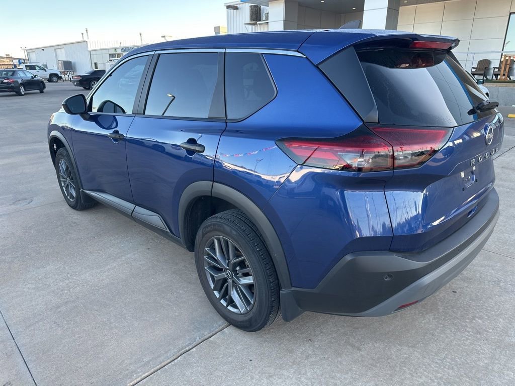 Used 2023 Nissan Rogue S image 26