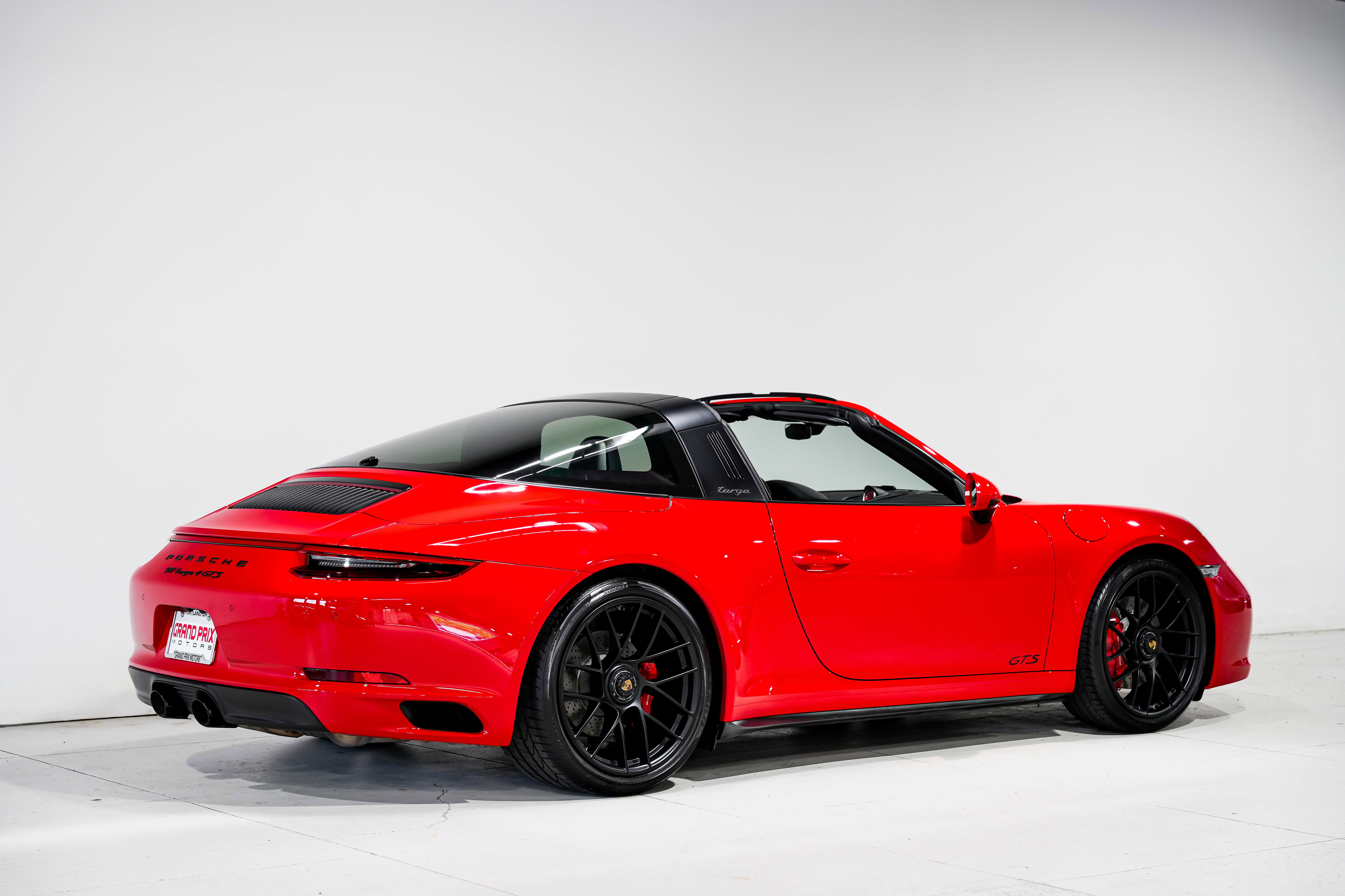 Used 2017 Porsche 911 Targa 4 GTS AWD/4WD image 4