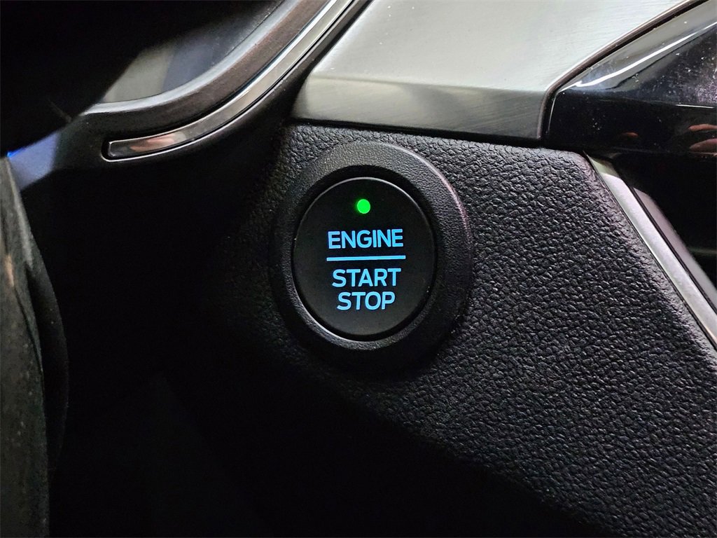 Used 2022 Ford Escape Titanium w/ Class II Trailer Tow Package image 37