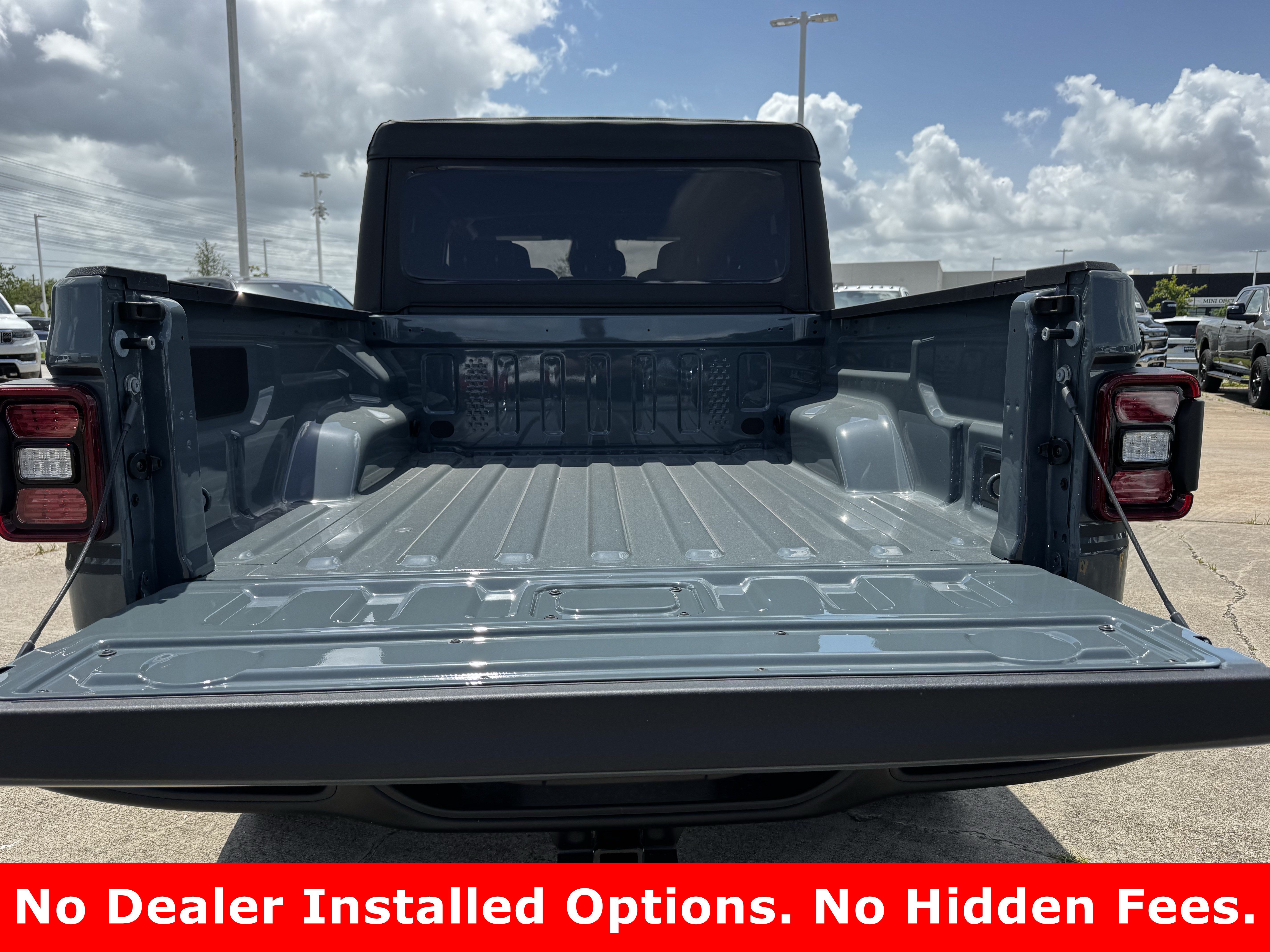 New 2026 Jeep Gladiator Rubicon AWD/4WD image 13