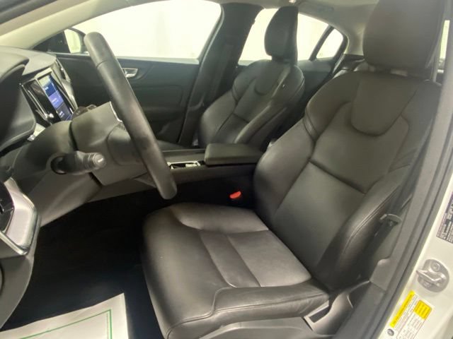 Used 2025 Volvo S60 B5 Core AWD/4WD image 11