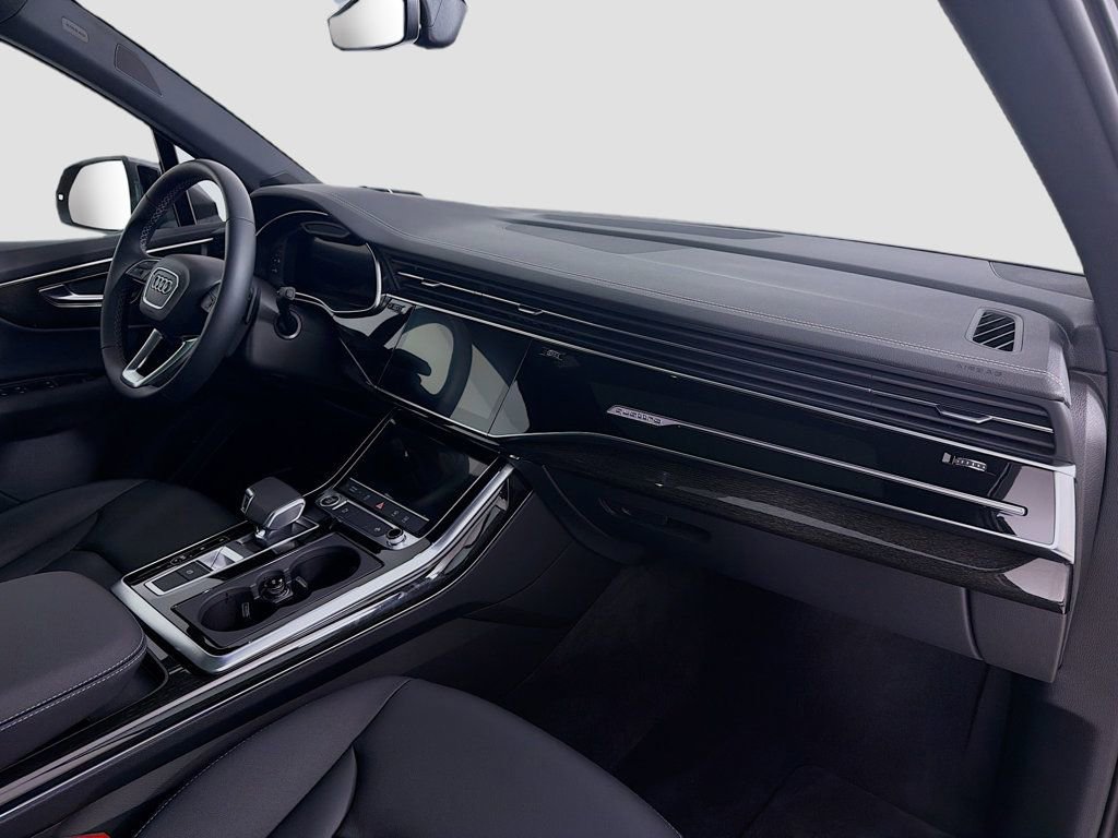 Certified 2025 Audi Q7 2.0T Premium w/ Convenience Plus Package image 33