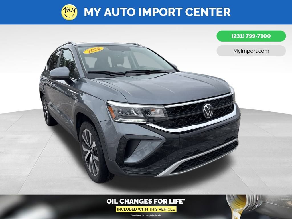 Used 2022 Volkswagen Taos SE image 1