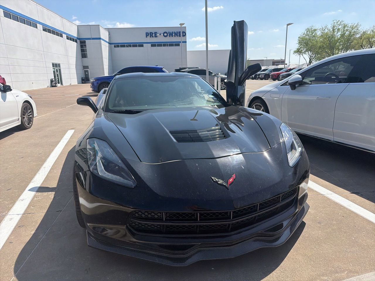 Used 2017 Chevrolet Corvette Stingray Coupe w/ Carbon Flash Badge Package image 4