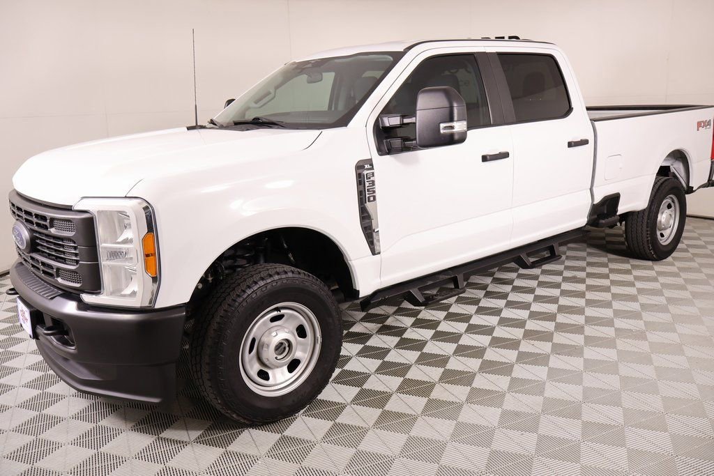 Used 2023 Ford F350 XL w/ FX4 Off-Road Package image 9
