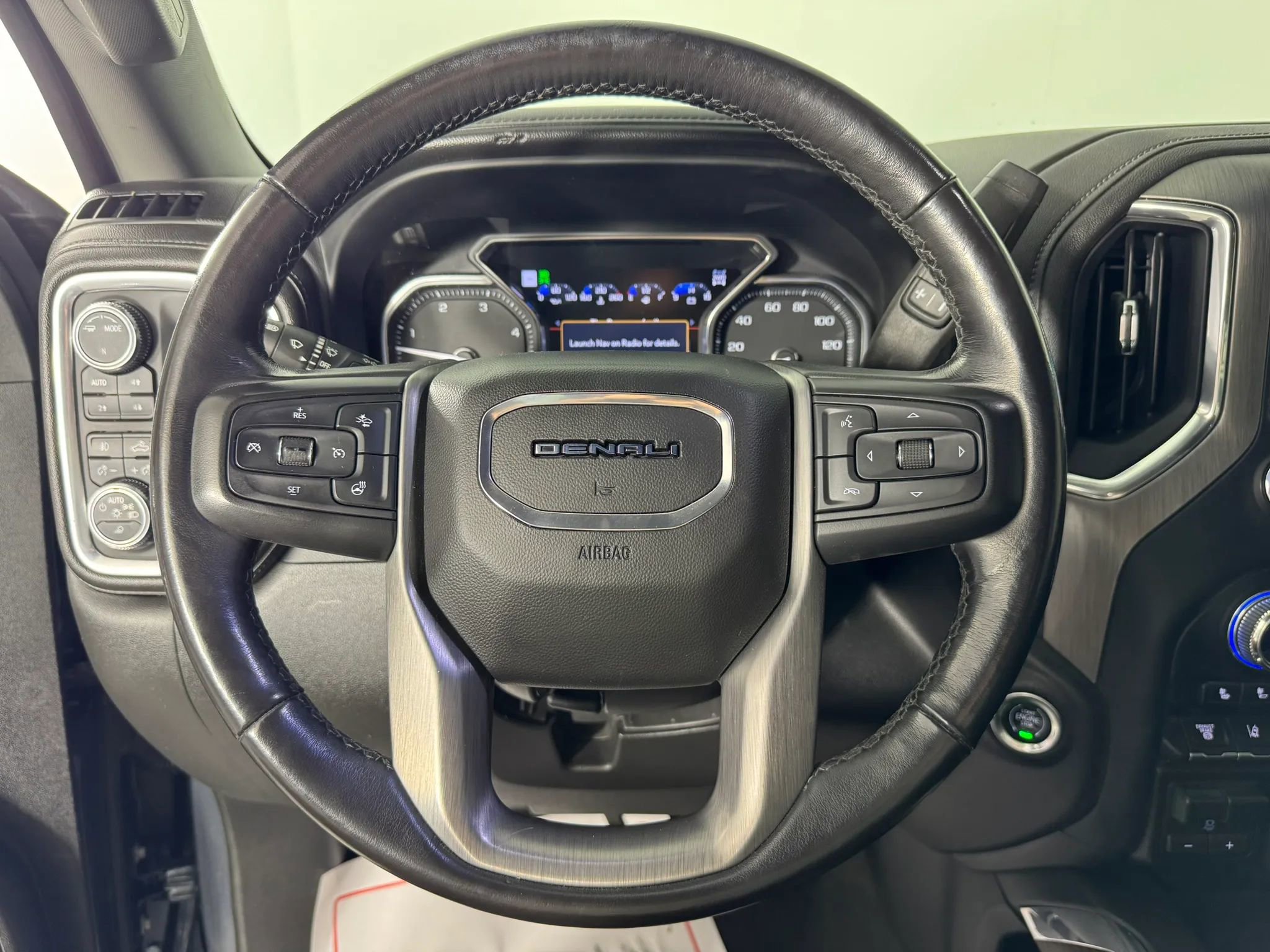 Used 2022 GMC Sierra 2500 Denali image 13