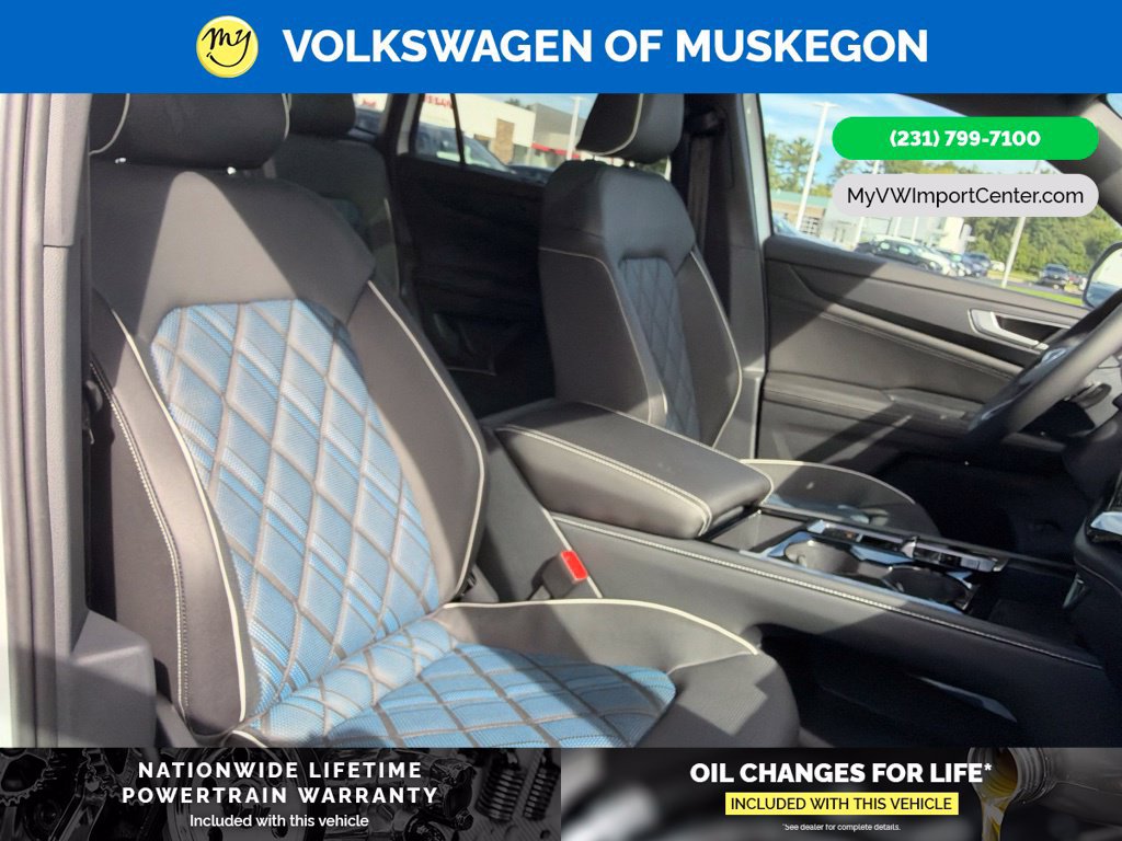New 2026 Volkswagen Atlas Cross Sport SEL Premium R-Line AWD/4WD image 29