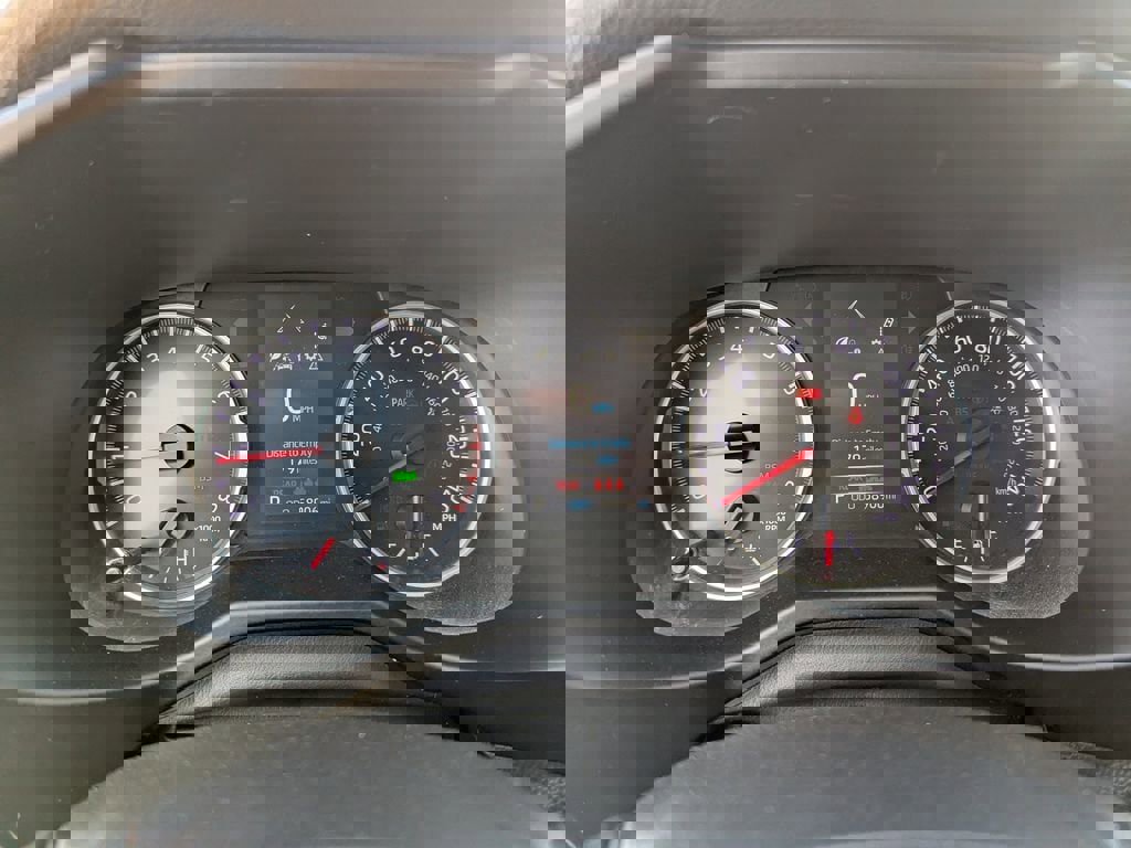 Used 2020 Toyota RAV4 XLE image 27