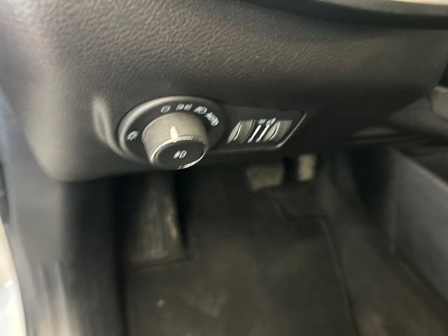 Used 2024 Jeep Compass Latitude AWD/4WD image 25