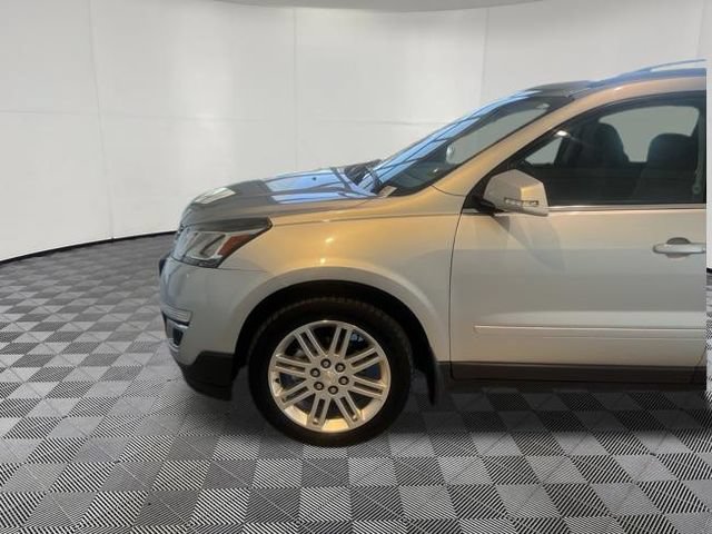 Used 2015 Chevrolet Traverse LT AWD/4WD image 4
