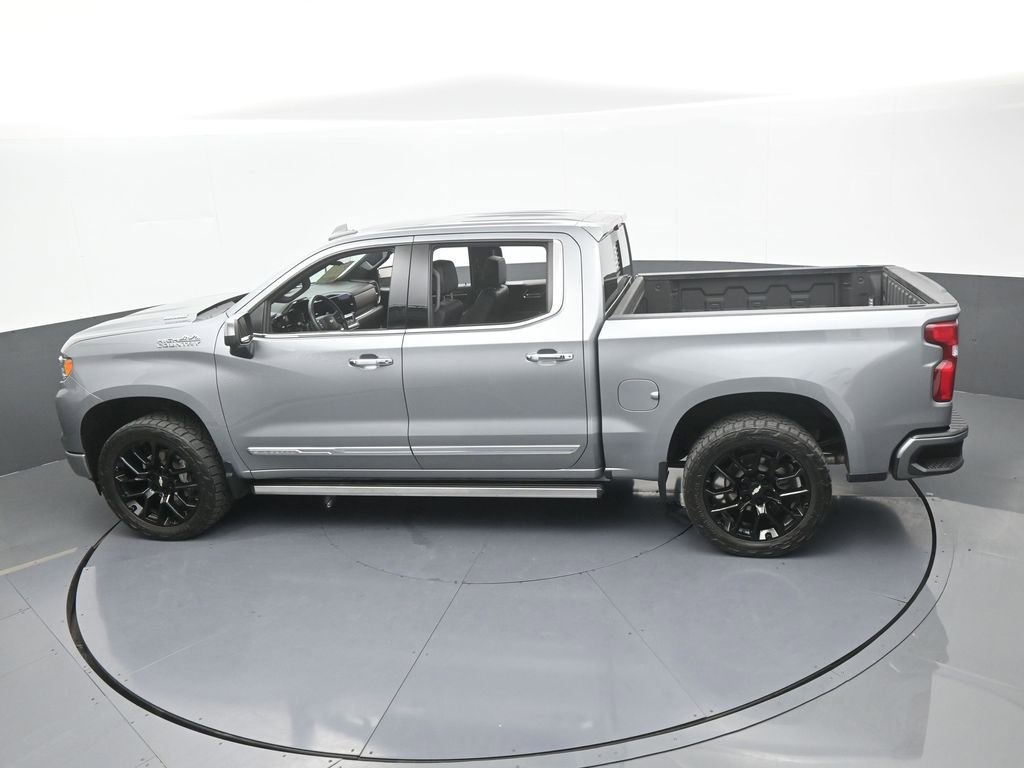 Used 2024 Chevrolet Silverado 1500 High Country w/ Technology Package image 69