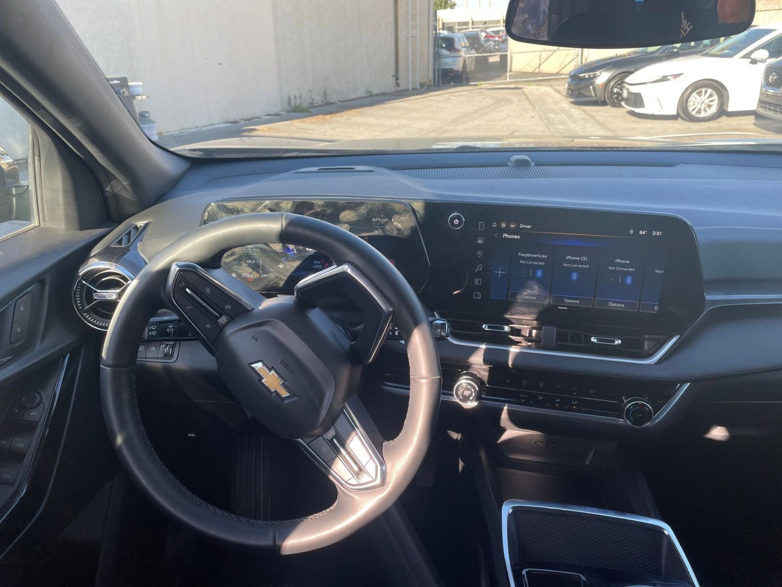 Used 2025 Chevrolet Equinox LT AWD/4WD image 33