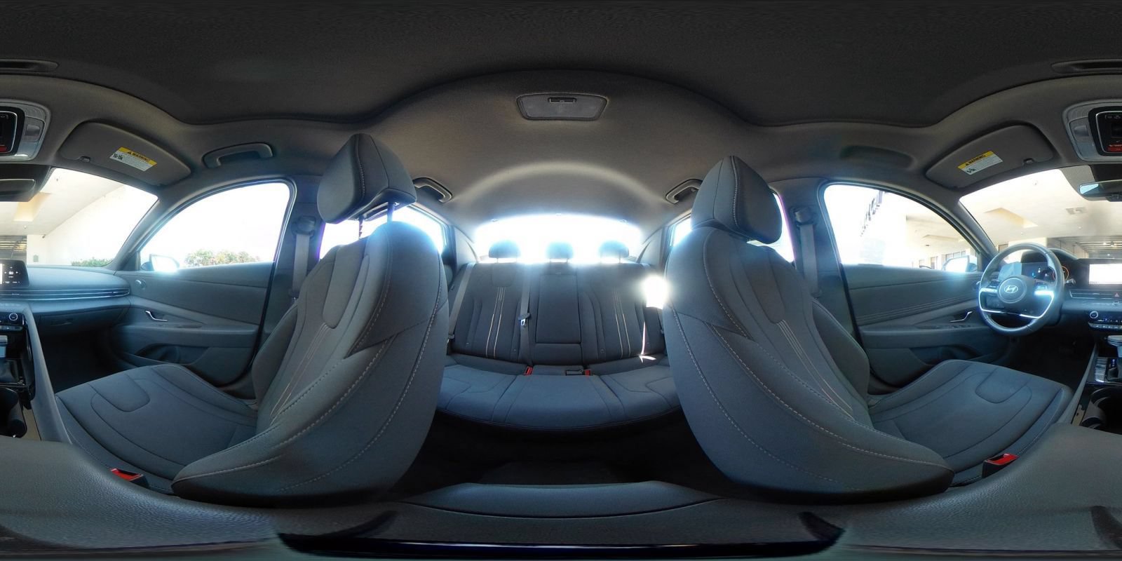 Used 2025 Hyundai Elantra SEL FWD image 43