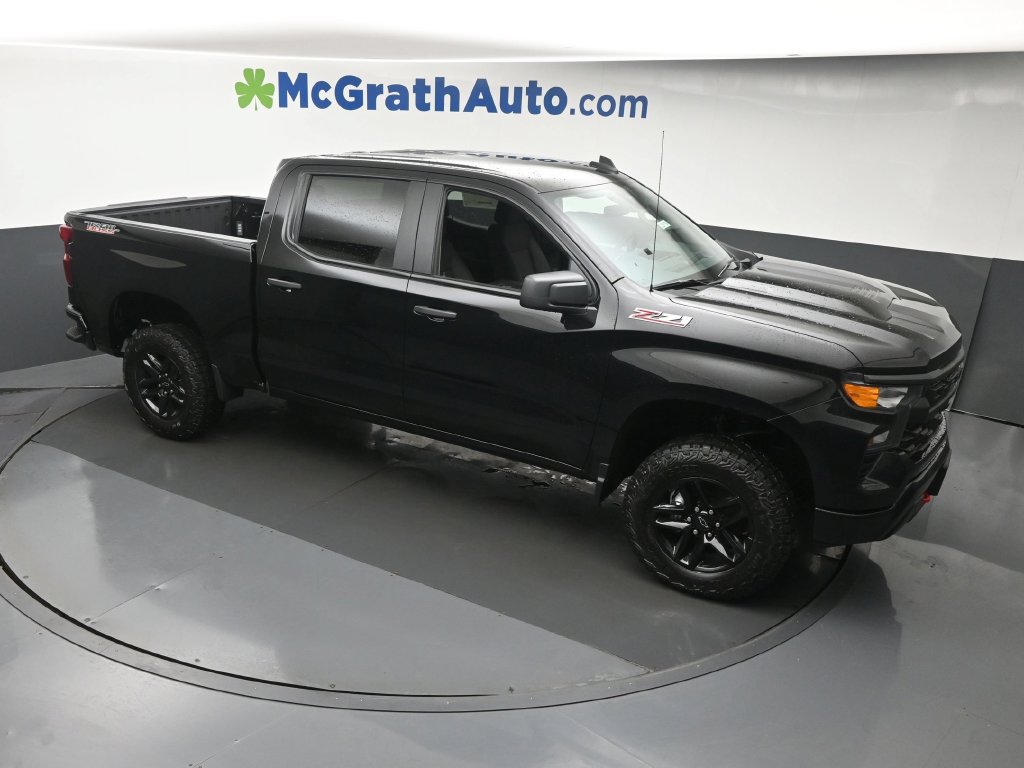 New 2026 Chevrolet Silverado 1500 Custom Trail Boss AWD/4WD image 3