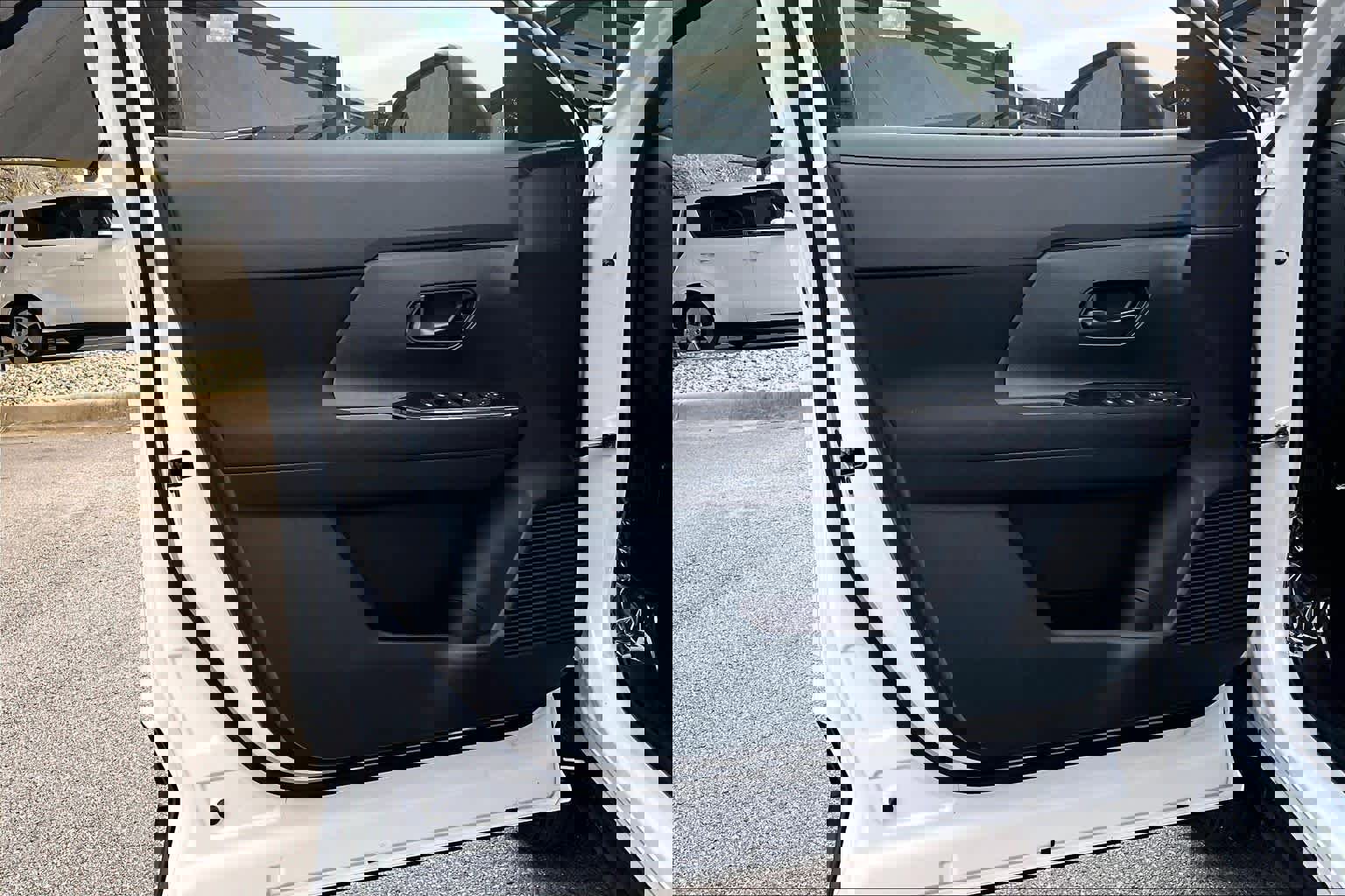 New 2026 Nissan Kicks S image 13