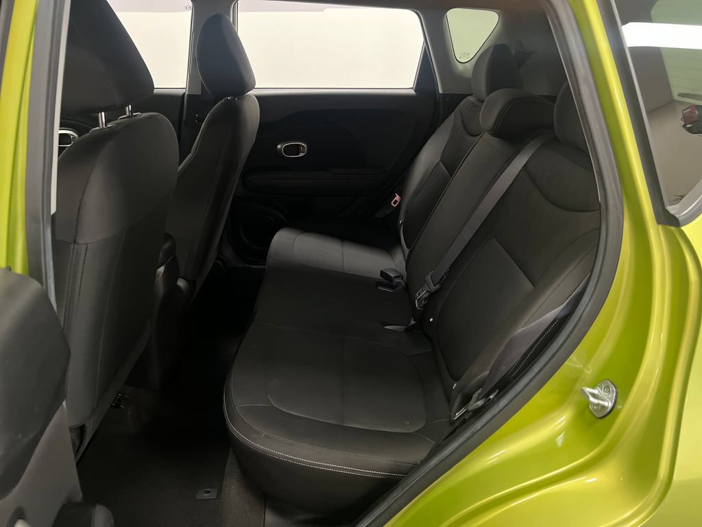 Used 2015 Kia Soul FWD image 25