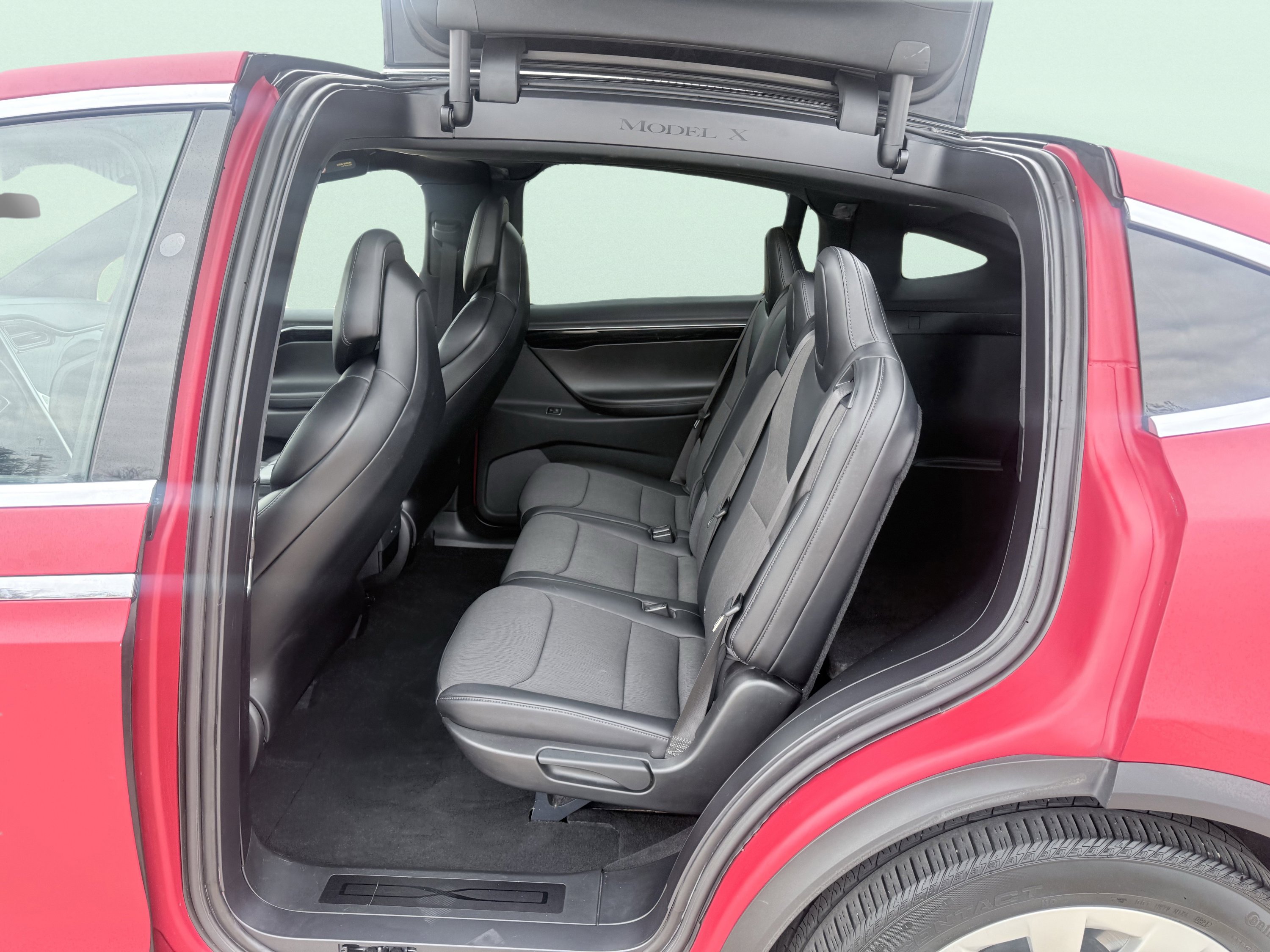 Used 2017 Tesla Model X 75D image 36