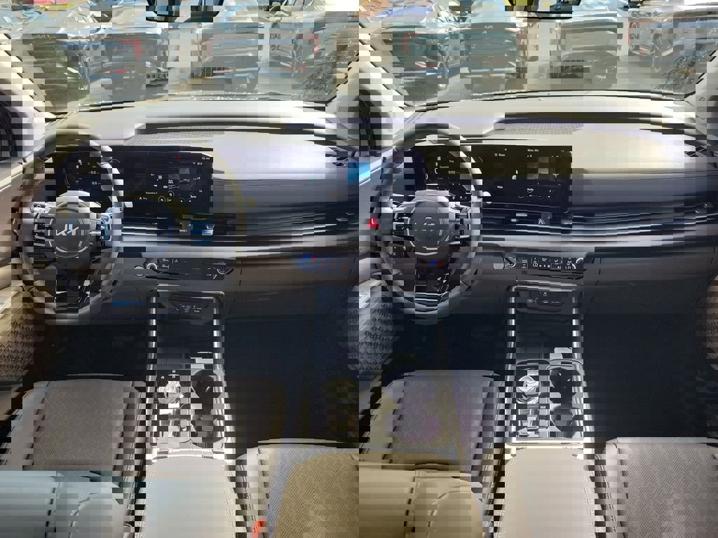 New 2026 Kia Carnival SX image 18