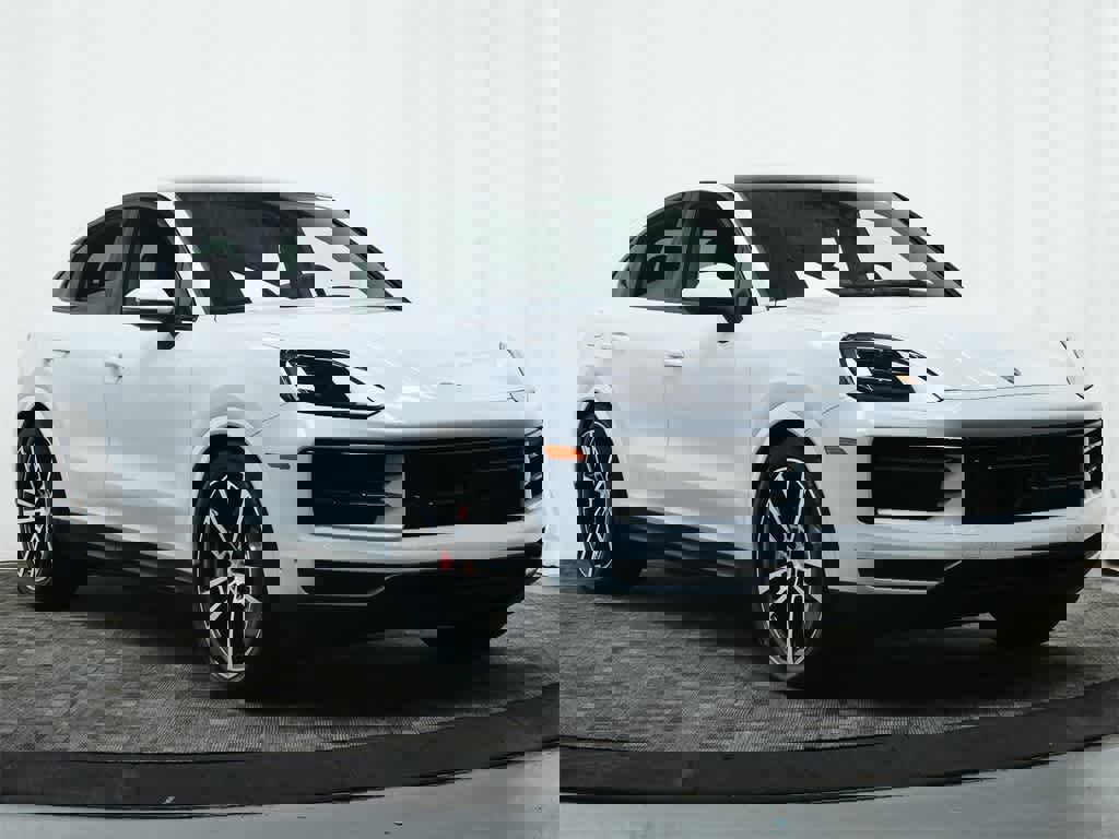 New 2025 Porsche Cayenne S image 9