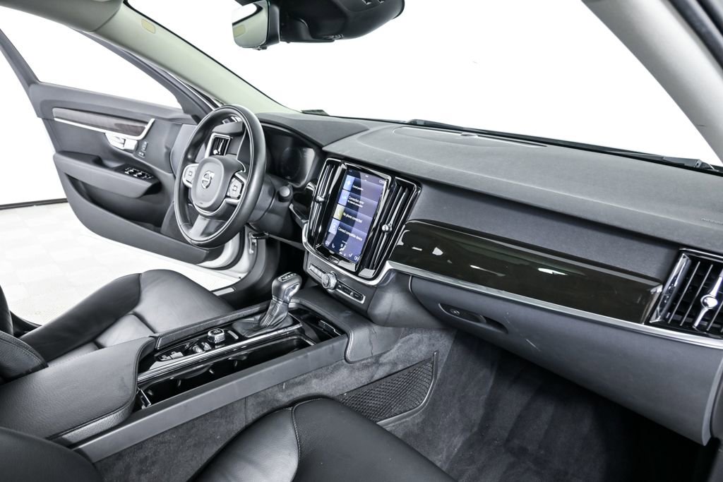 Used 2018 Volvo S90 T5 Momentum w/ Convenience Package AWD/4WD image 23