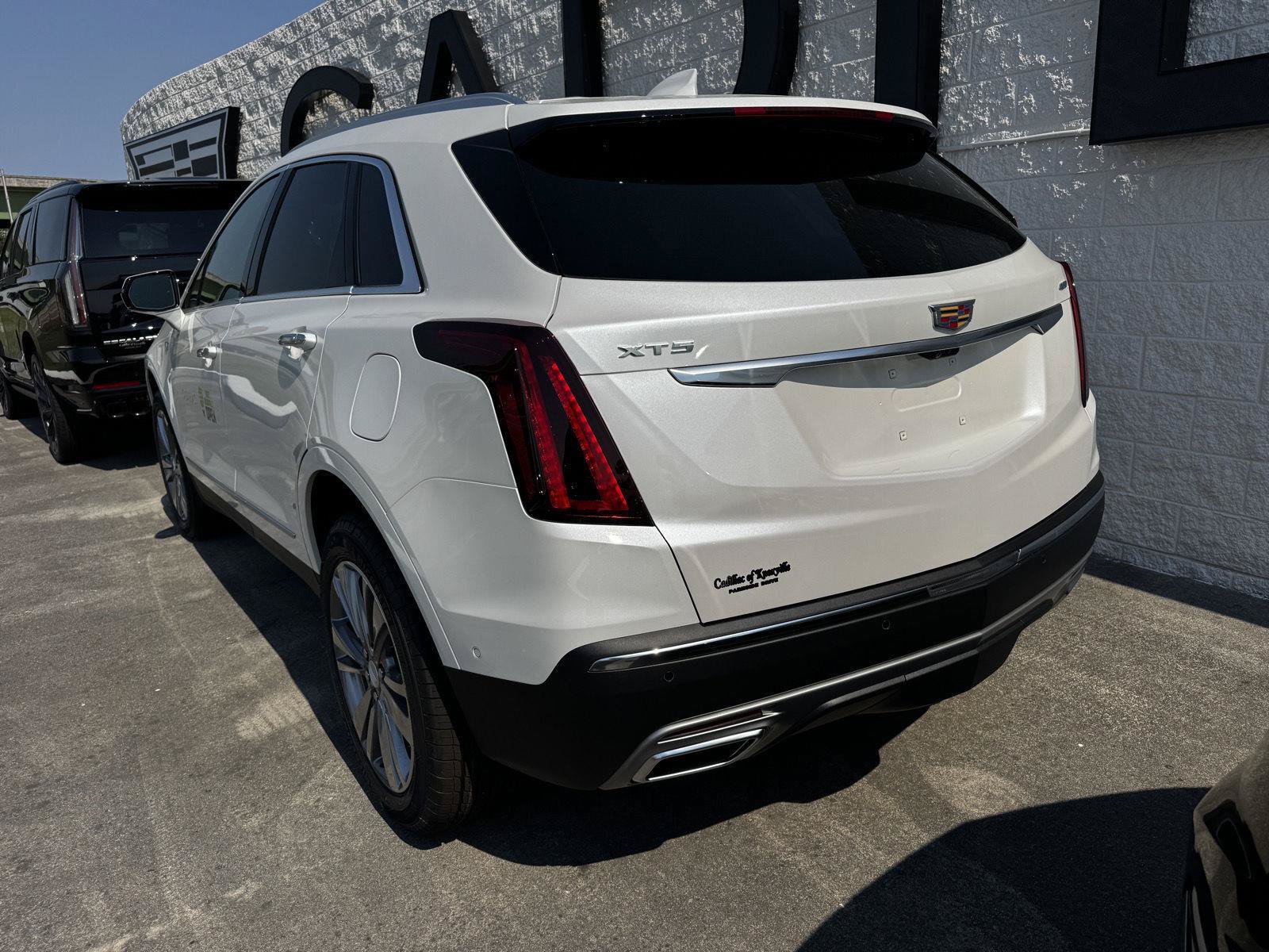 New 2026 Cadillac XT5 Premium Luxury FWD image 7