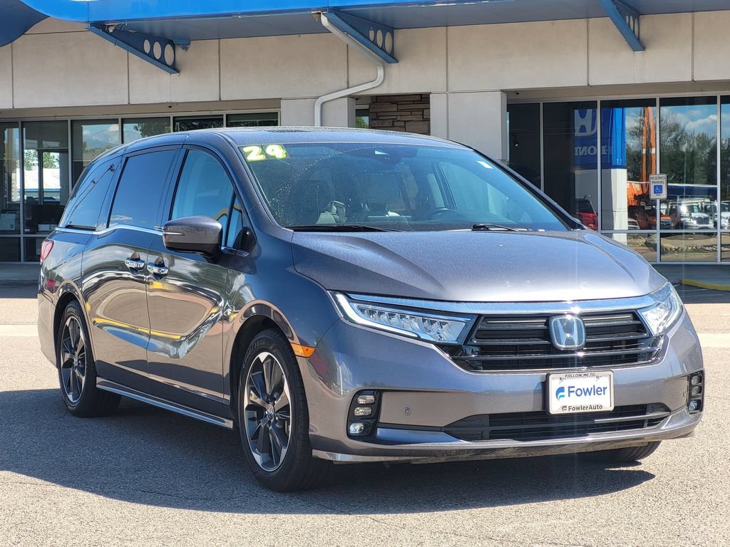 Used 2024 Honda Odyssey Elite image 3