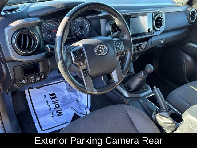 Used 2017 Toyota Tacoma TRD Off-Road image 10