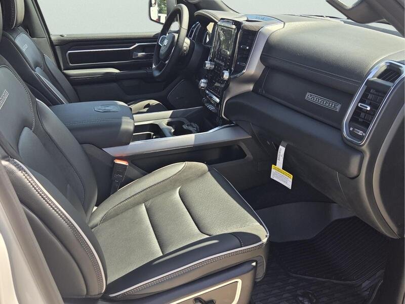 New 2027 RAM 1500 Laramie w/ Night Edition AWD/4WD image 18