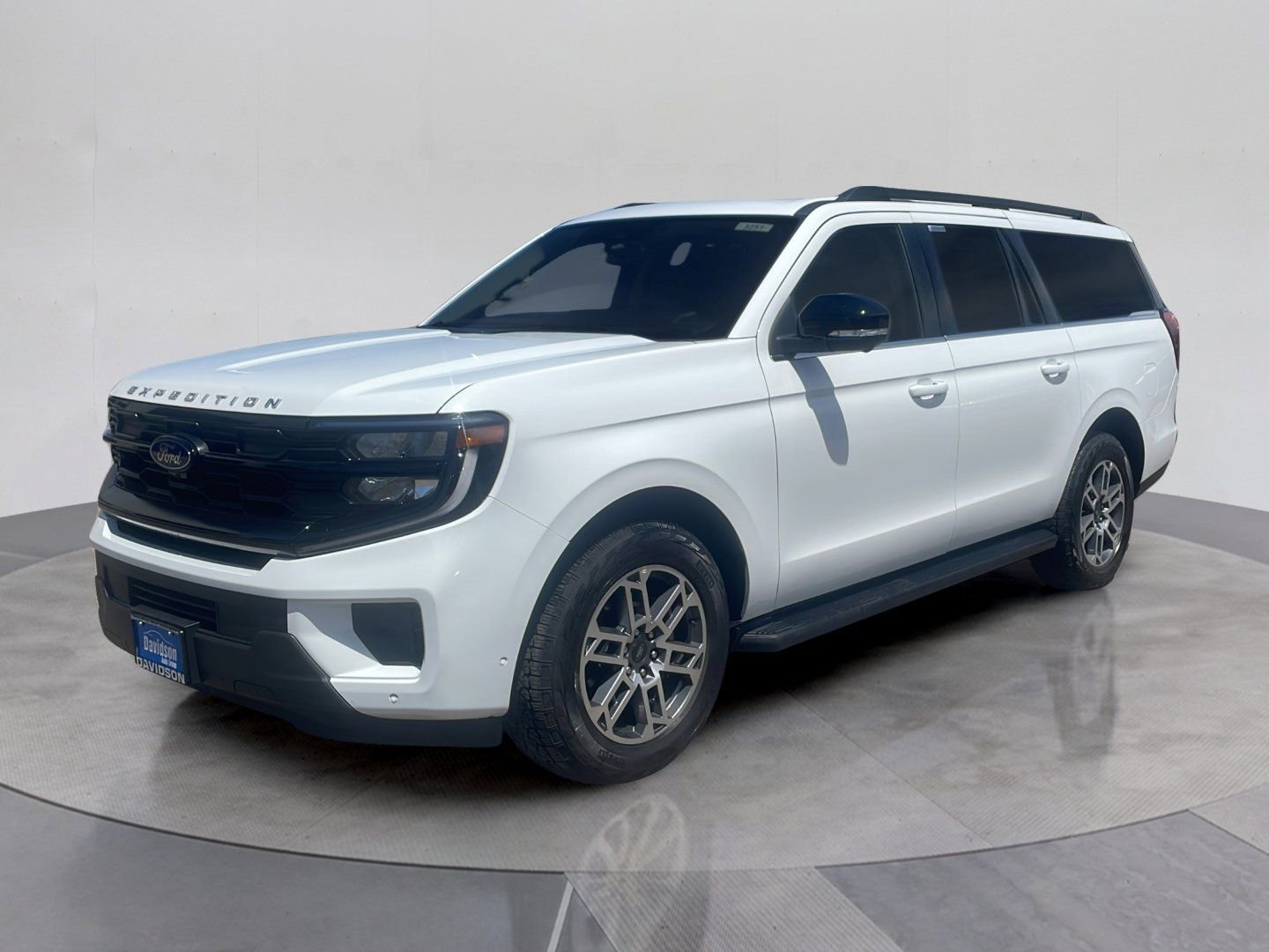 Used 2025 Ford Expedition Max Active AWD/4WD image 1
