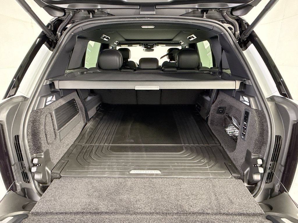 New 2026 Land Rover Range Rover Long Wheelbase SE AWD/4WD image 27