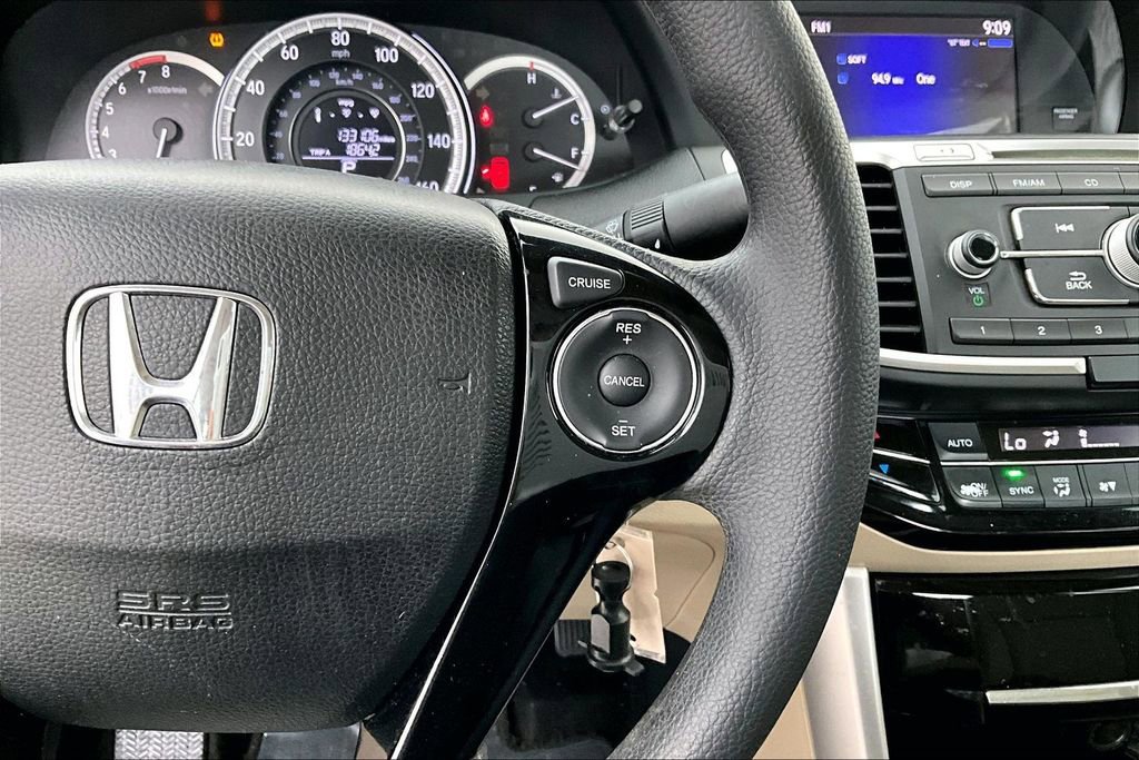 Used 2016 Honda Accord LX image 25