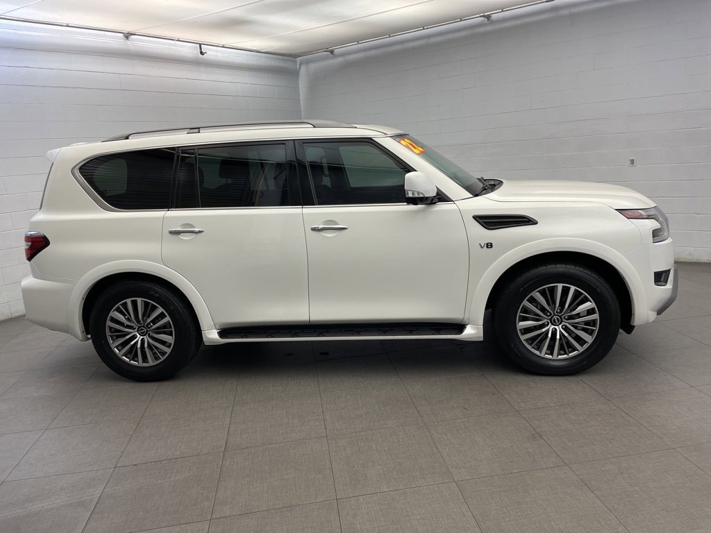 Used 2022 Nissan Armada SL w/ Captain's Chairs Package image 6