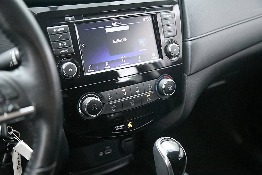 Used 2018 Nissan Rogue S w/ S Value Package AWD/4WD image 17