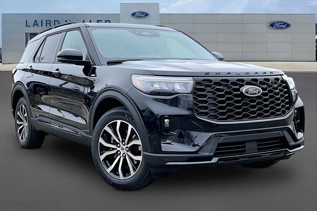 New 2026 Ford Explorer ST-Line AWD/4WD image 2