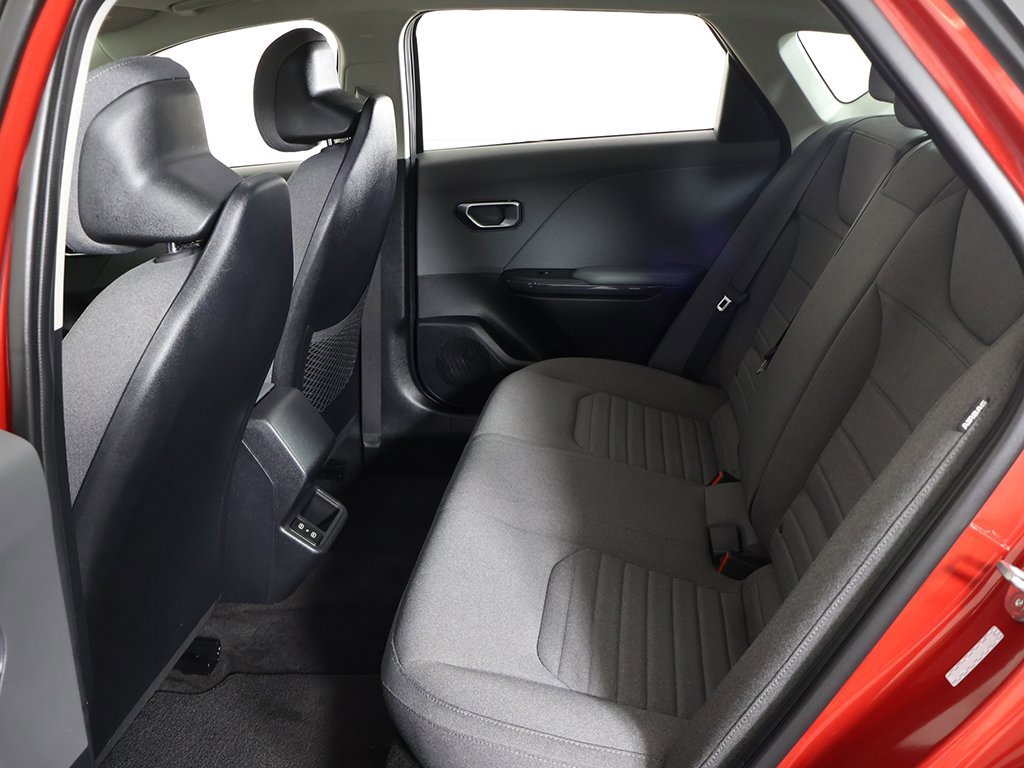 Certified 2025 Kia K4 EX image 30