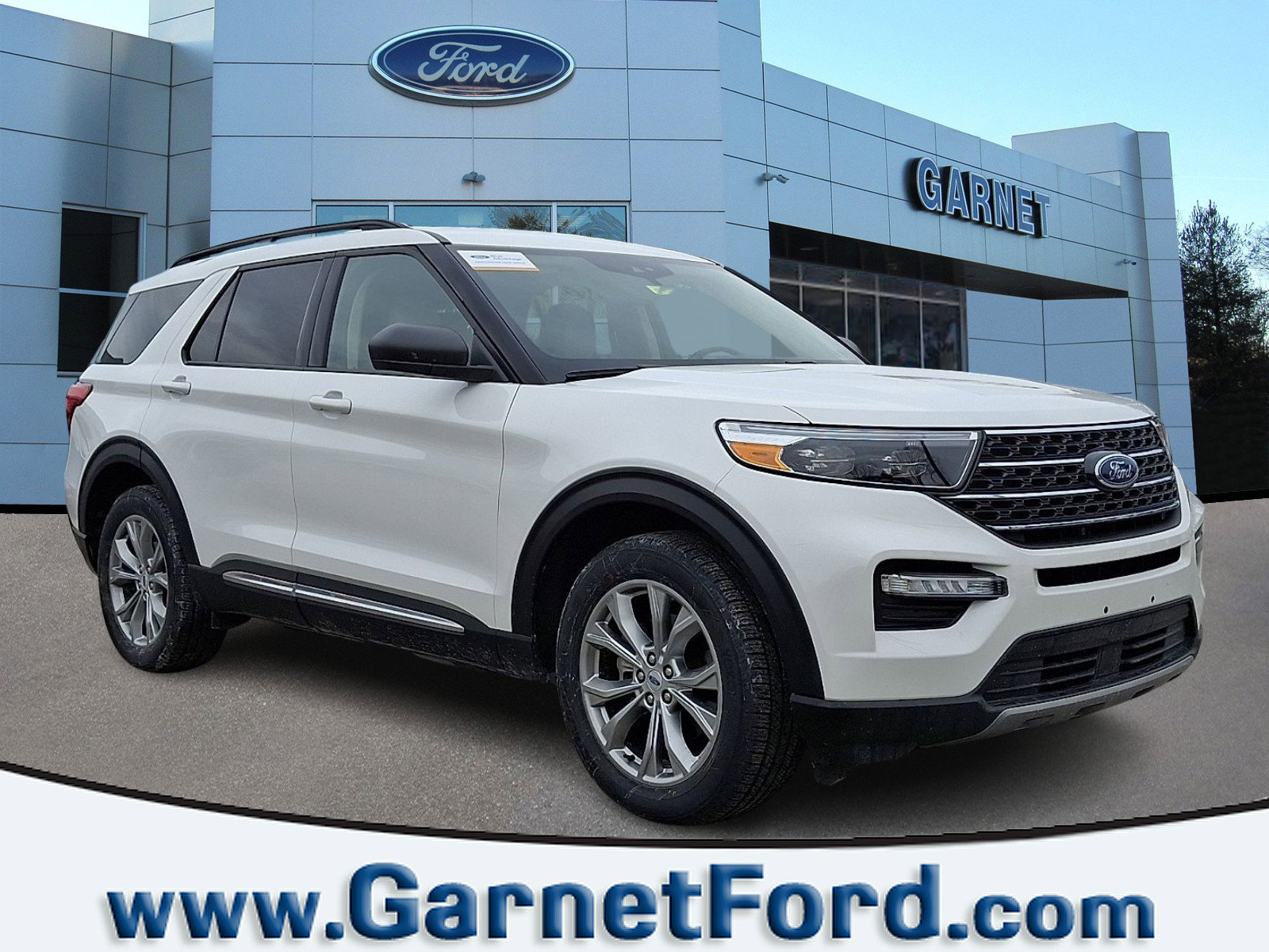 Certified 2023 Ford Explorer XLT w/ Equipment Group 202A image 1