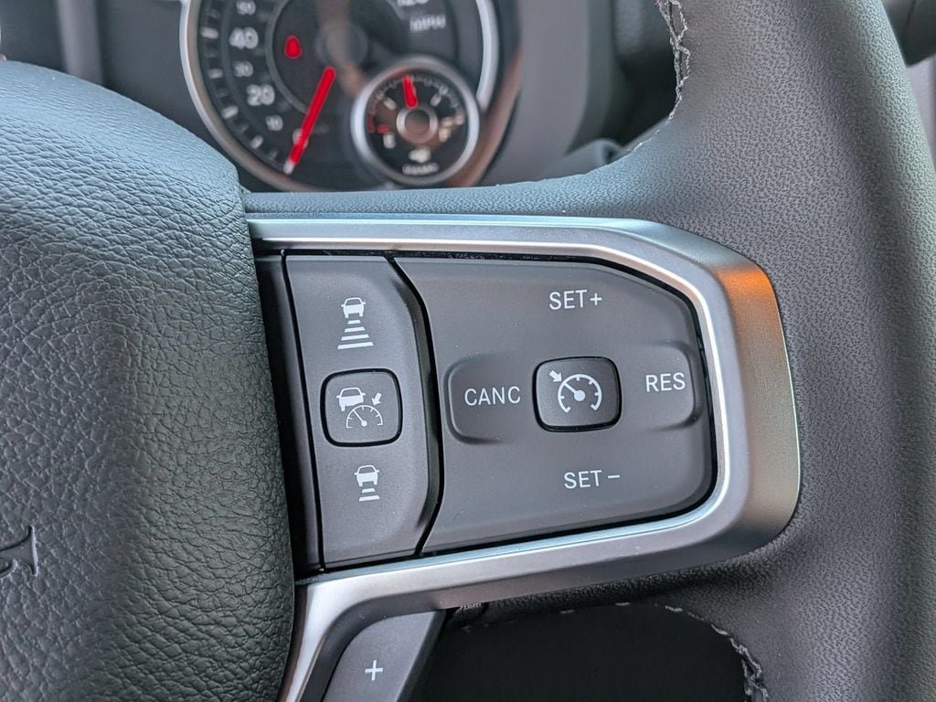 New 2026 RAM 2500 Big Horn AWD/4WD image 16