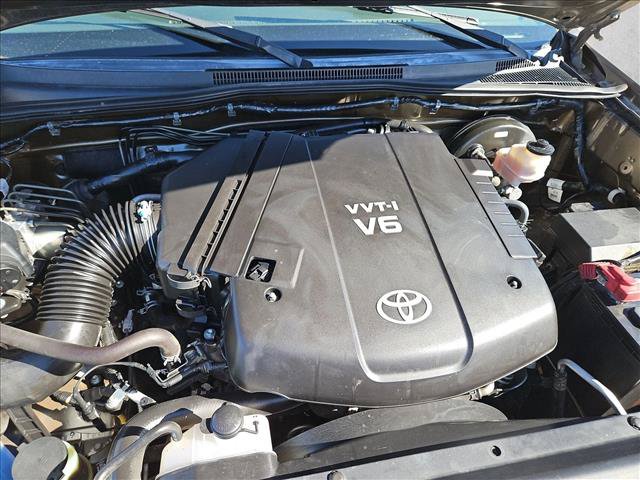 Used 2014 Toyota Tacoma PreRunner w/ SR5 Package RWD image 21