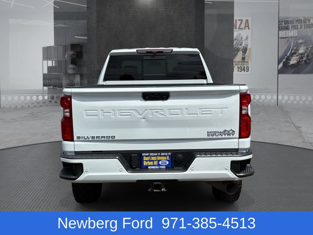 Used 2022 Chevrolet Silverado 3500 High Country AWD/4WD image 6