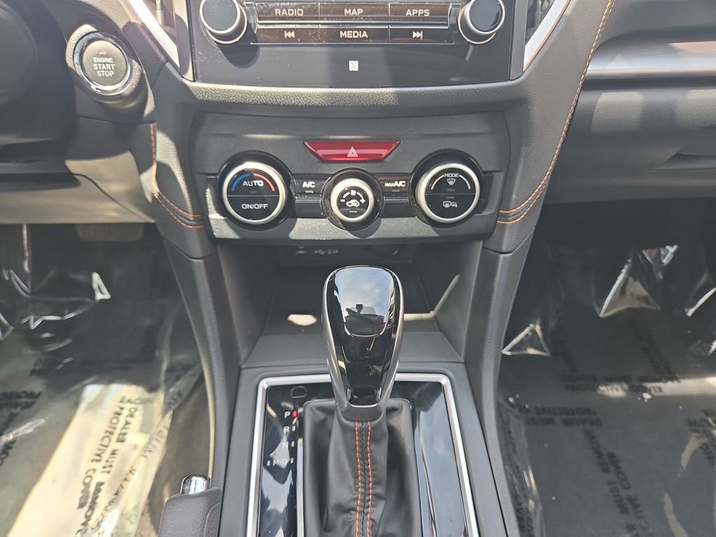 Certified 2022 Subaru Crosstrek 2.5i Limited w/ Moonroof Package 2 AWD/4WD image 11