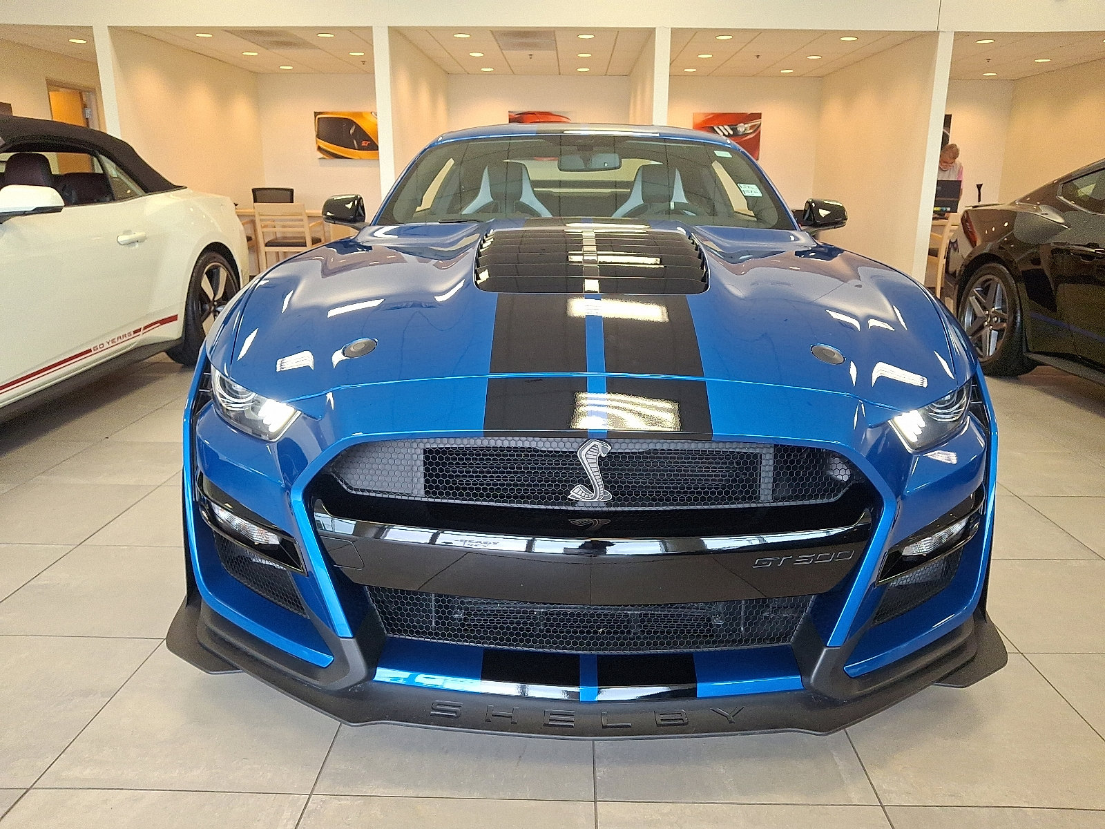 Certified 2021 Ford Mustang Shelby GT500 w/ Carbon Fiber Track Pack image 3