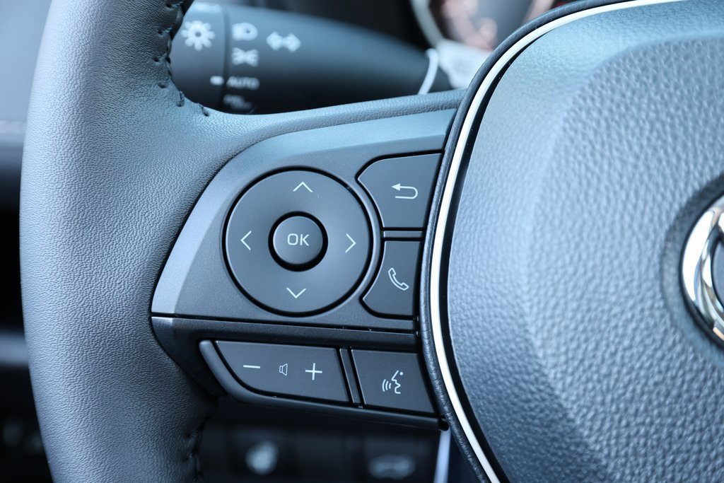 Certified 2025 Toyota RAV4 XLE image 21