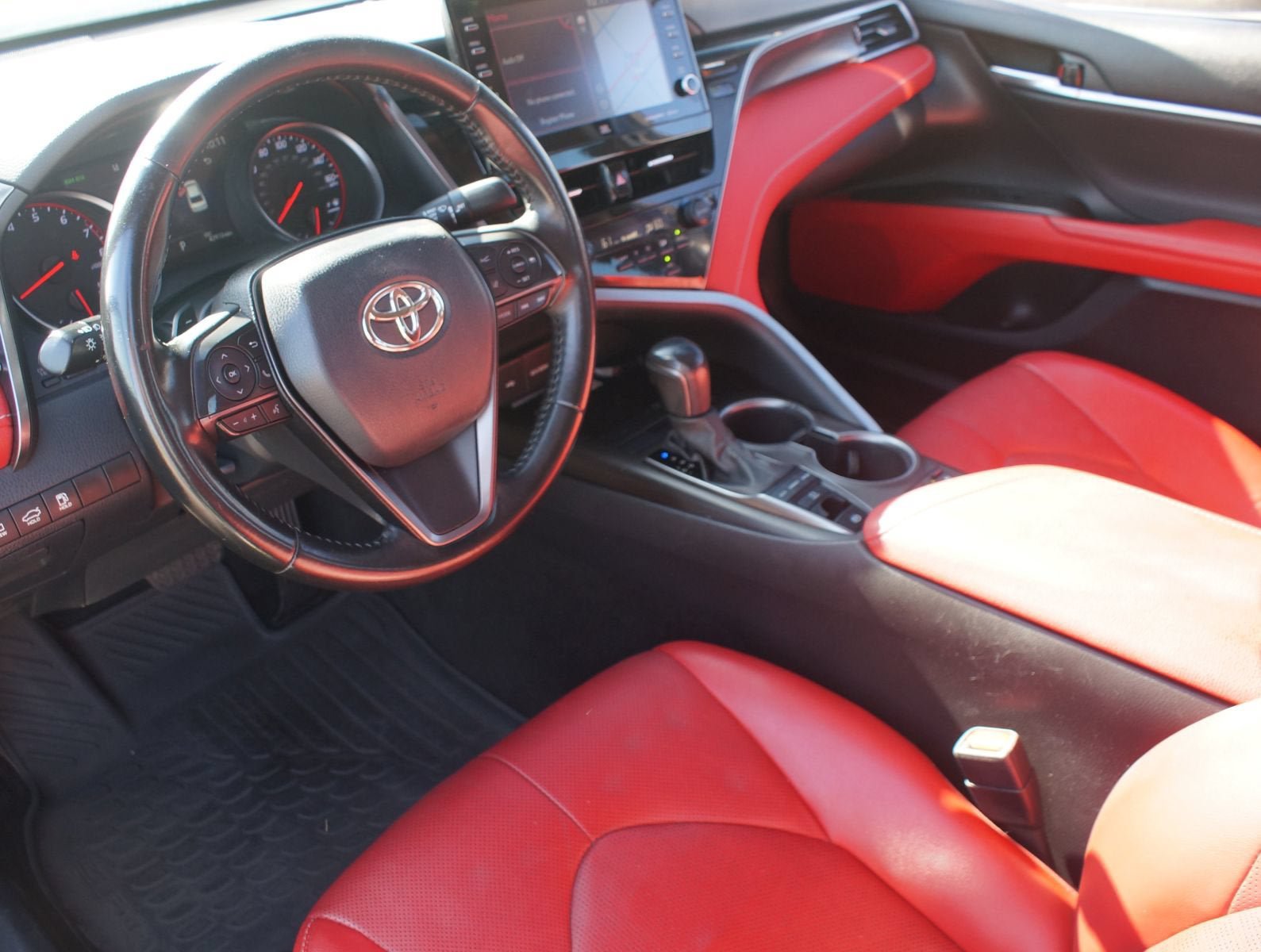 Used 2023 Toyota Camry XSE w/ Navigation Package FWD image 15