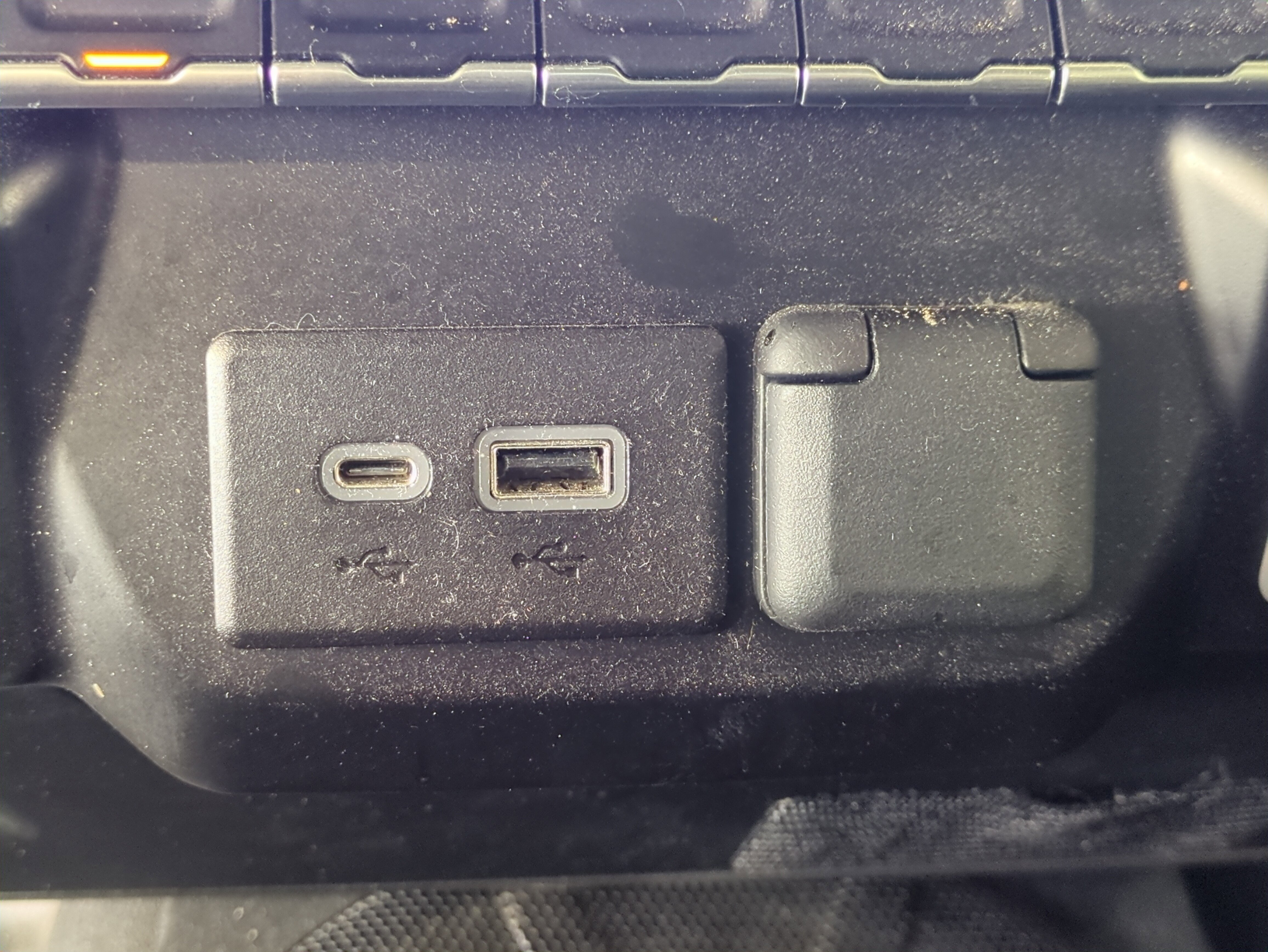 Used 2023 Chevrolet Silverado 1500 Custom image 23