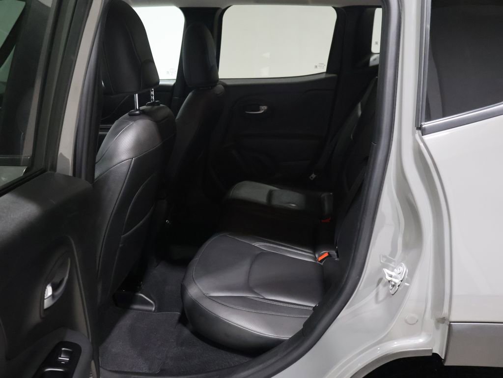 Used 2020 Jeep Renegade Limited image 17