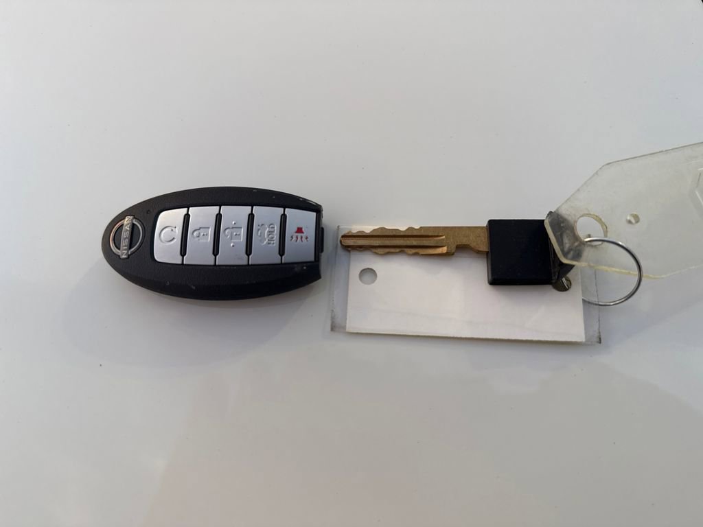 Used 2025 Nissan Altima 2.5 SV FWD image 35