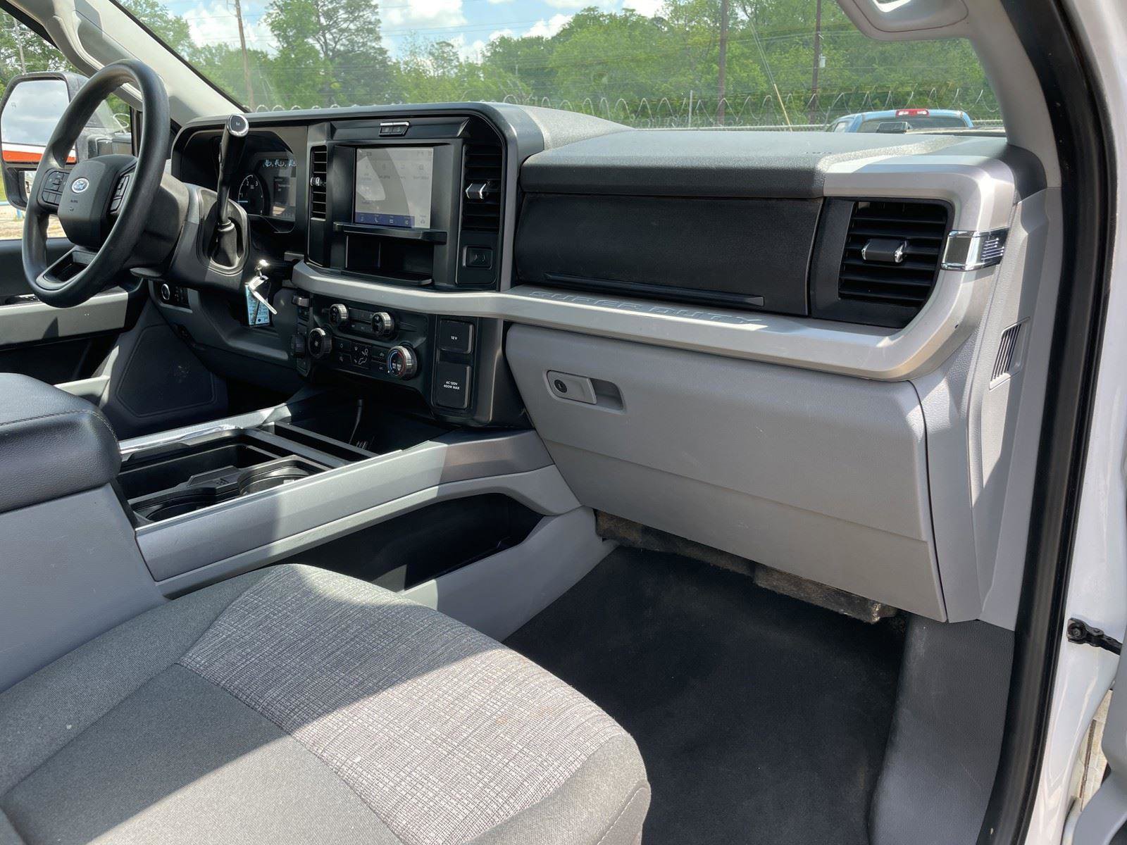 Used 2025 Ford F250 XLT w/ FX4 Off-Road Package AWD/4WD image 43